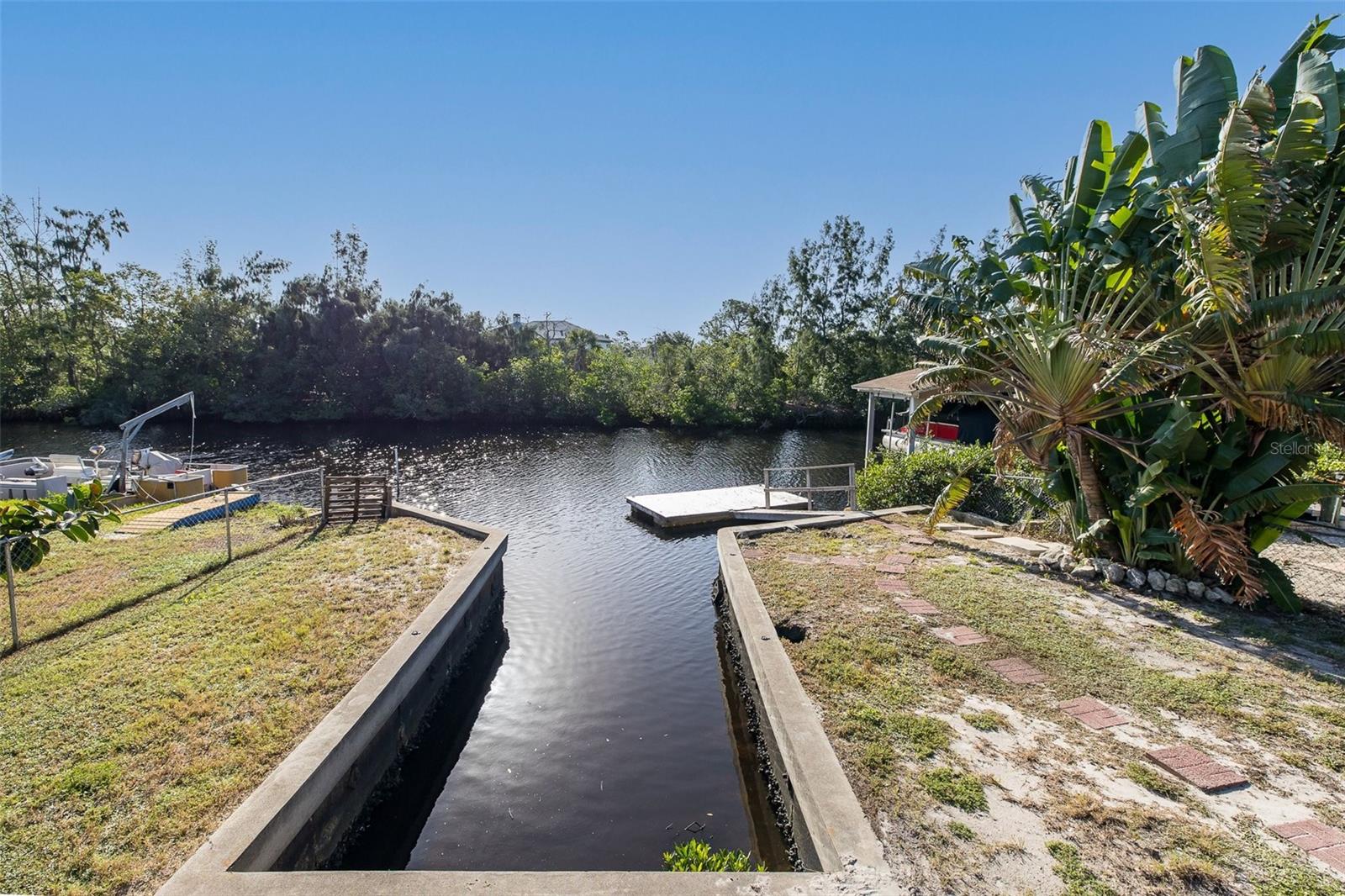 Boat slip