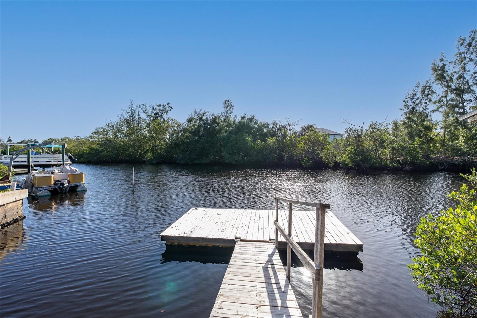 3138 BLUFF BOULEVARD, Holiday, FL 34691 3138 BLUFF BOULEVARD, Holiday, FL 34691