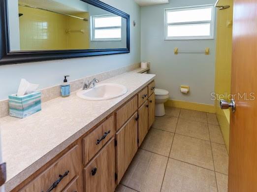2nd bathroom