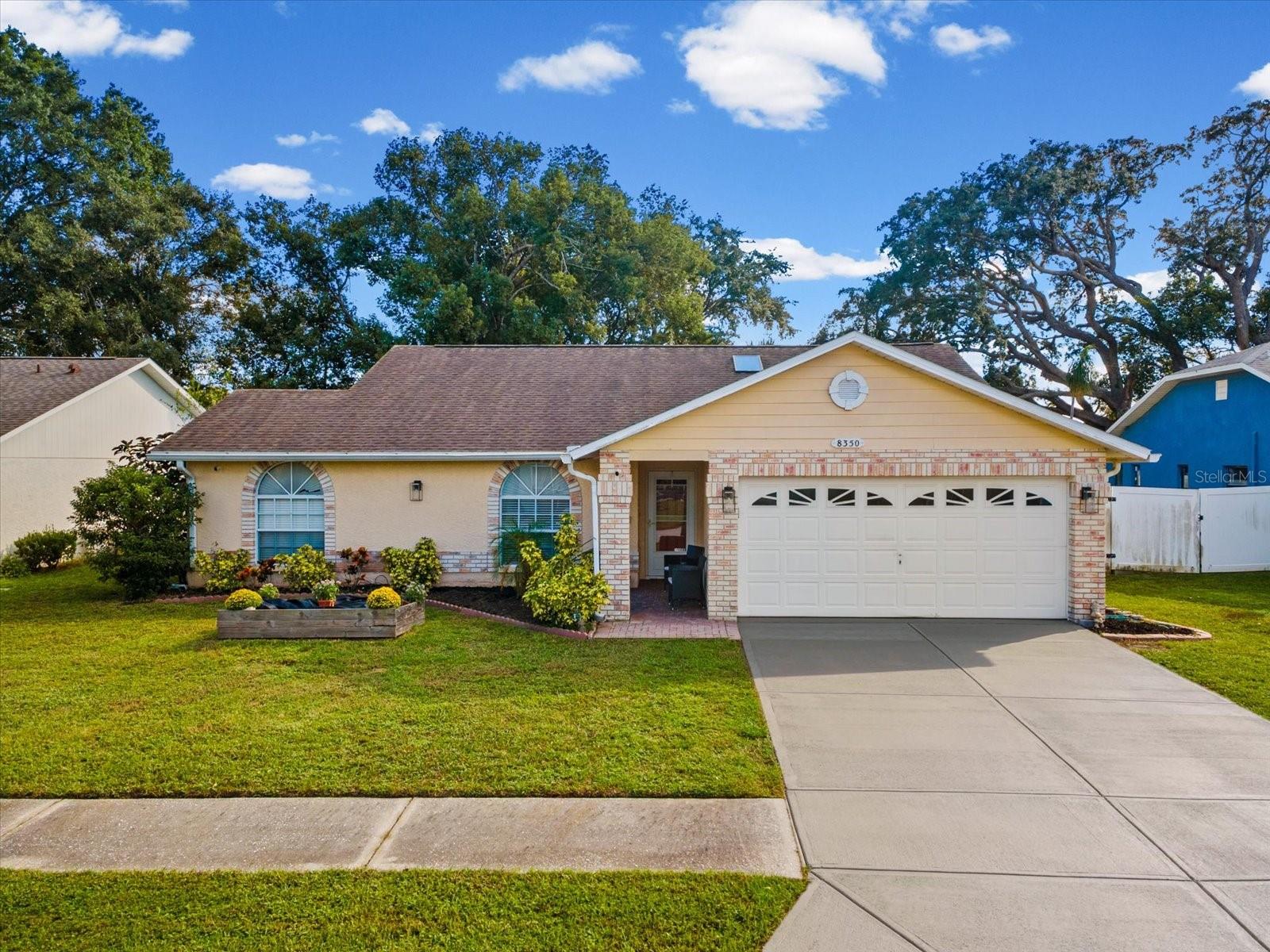 8350 ROYAL HART DRIVE, New Port Richey, FL 34653