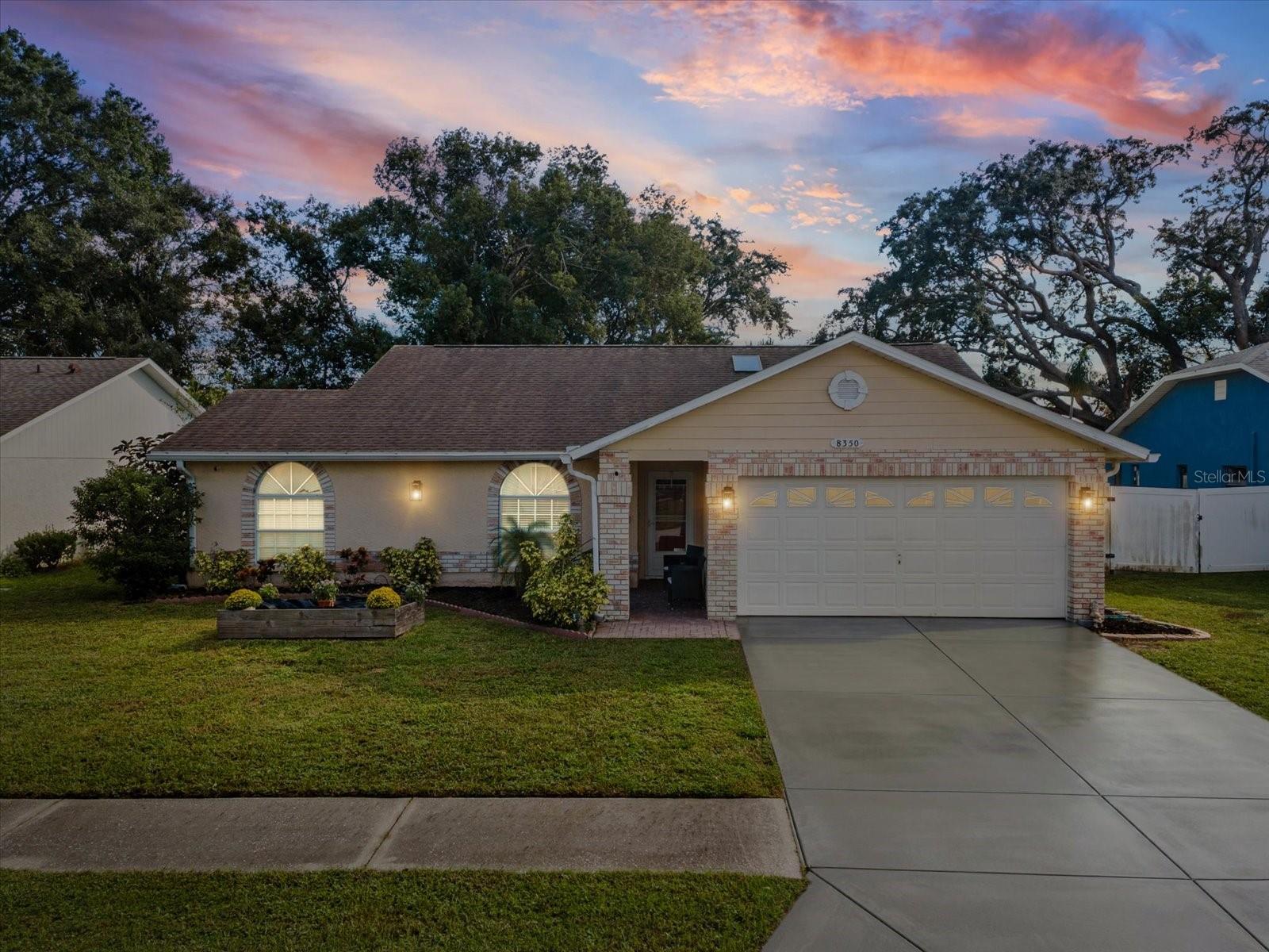 8350 ROYAL HART DRIVE, New Port Richey, FL 34653