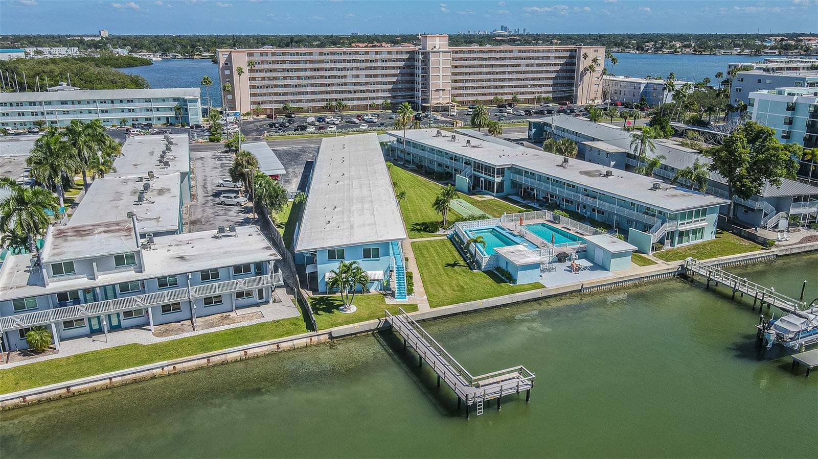 1834 SHORE DRIVE S, #4, South Pasadena, FL 33707