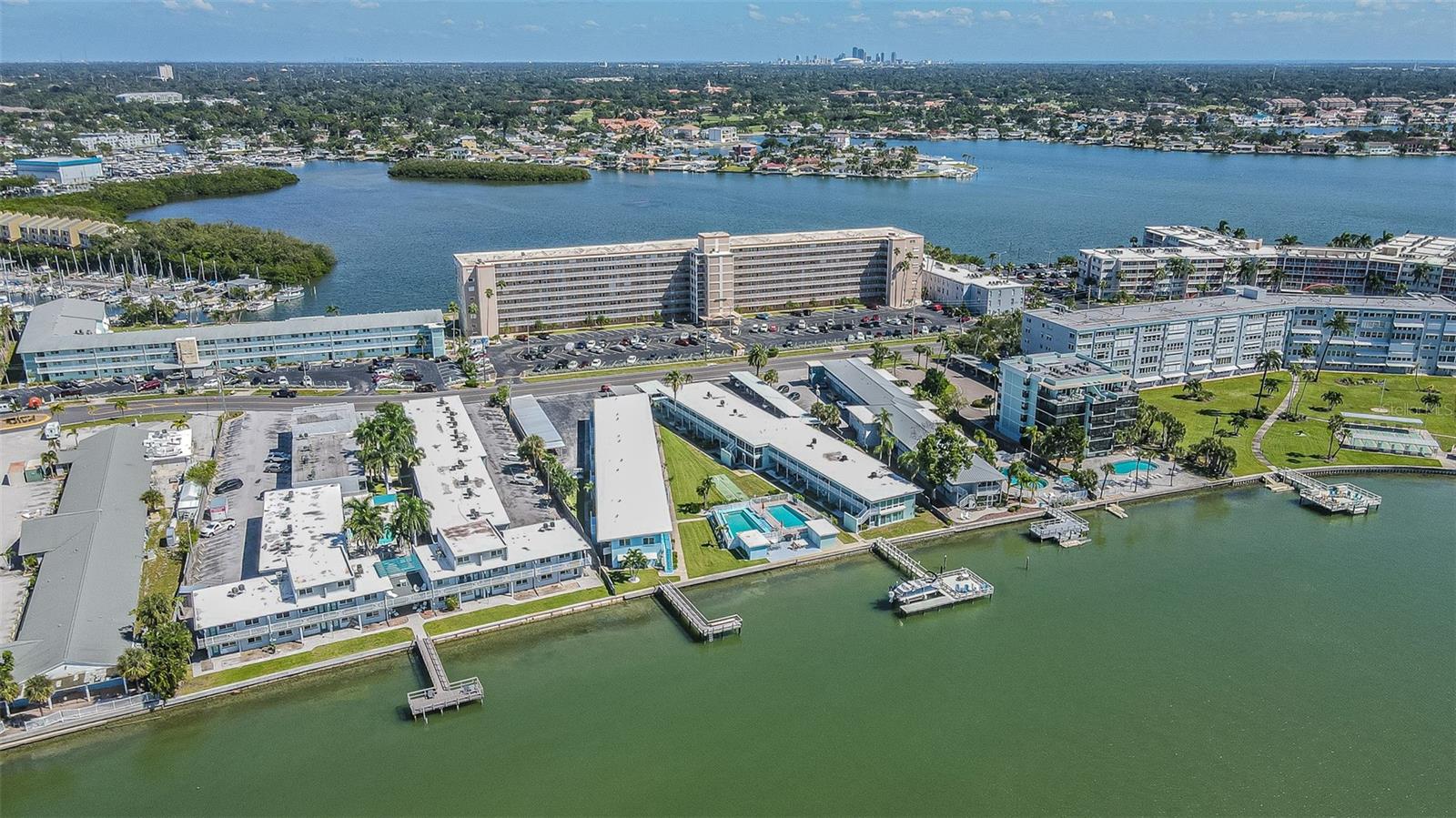 1834 SHORE DRIVE S, #4, South Pasadena, FL 33707