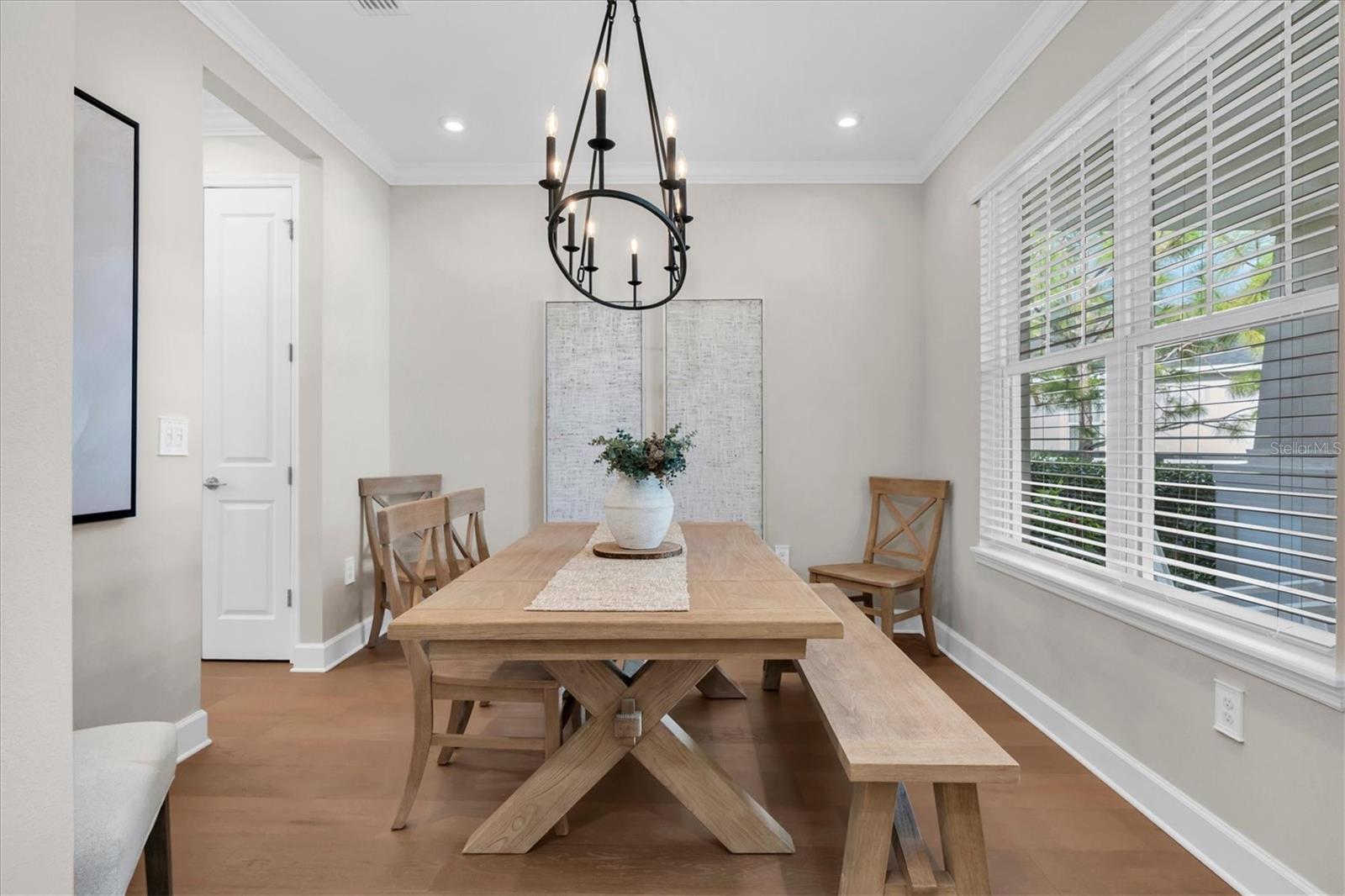 Bright Casual Dining Space
