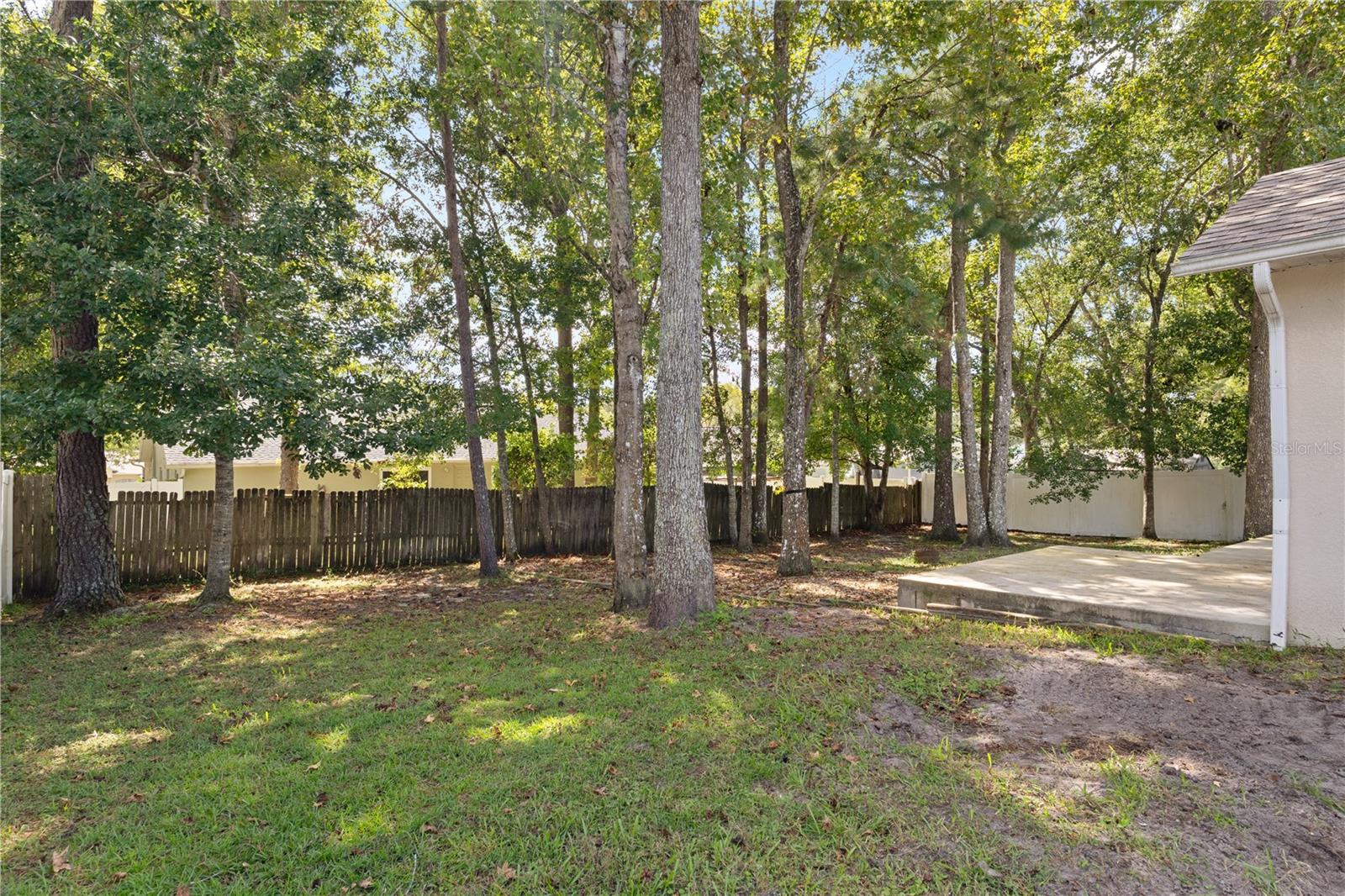 513 OAKHILL COURT, Brooksville, FL 34601