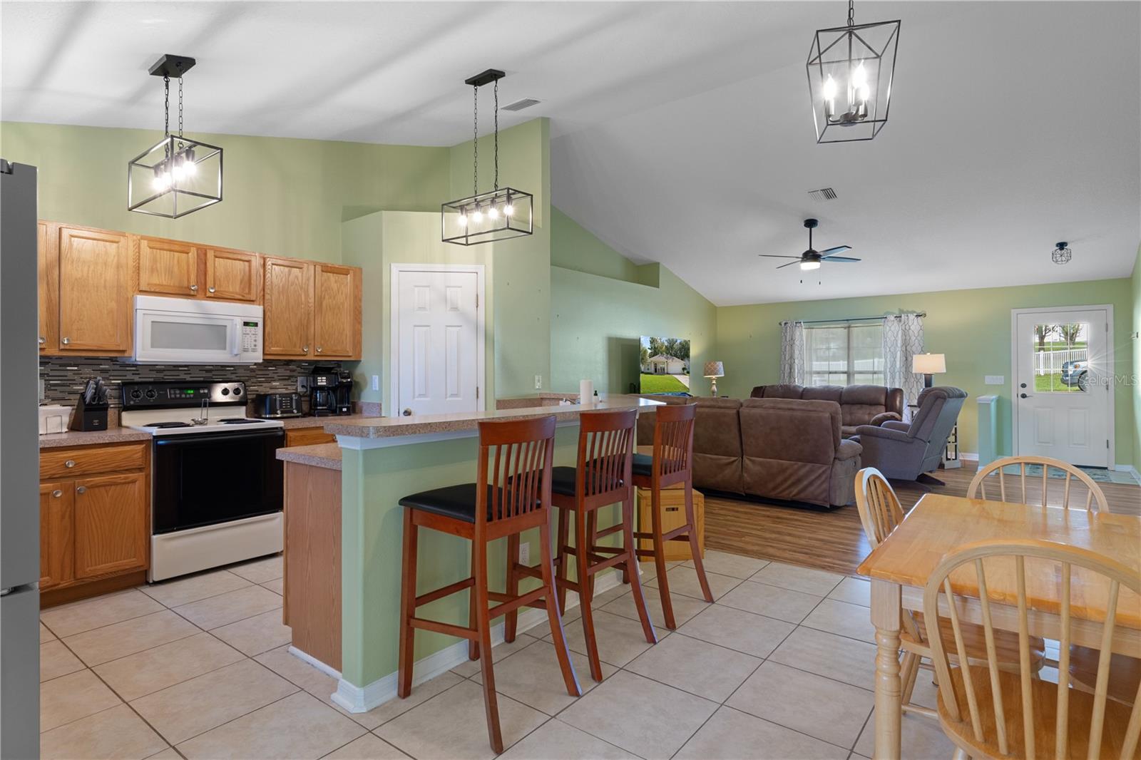 513 OAKHILL COURT, Brooksville, FL 34601