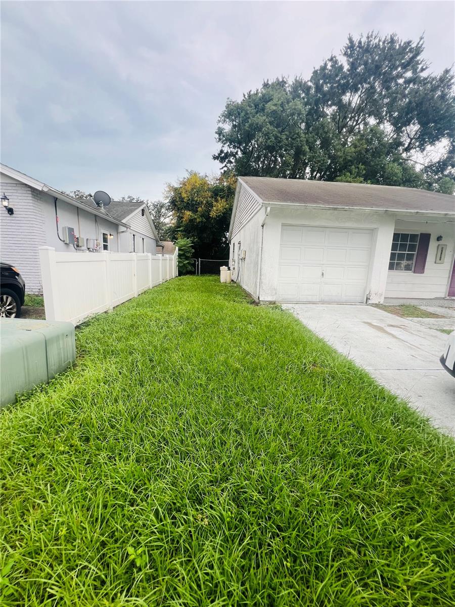 SIDE YARD
