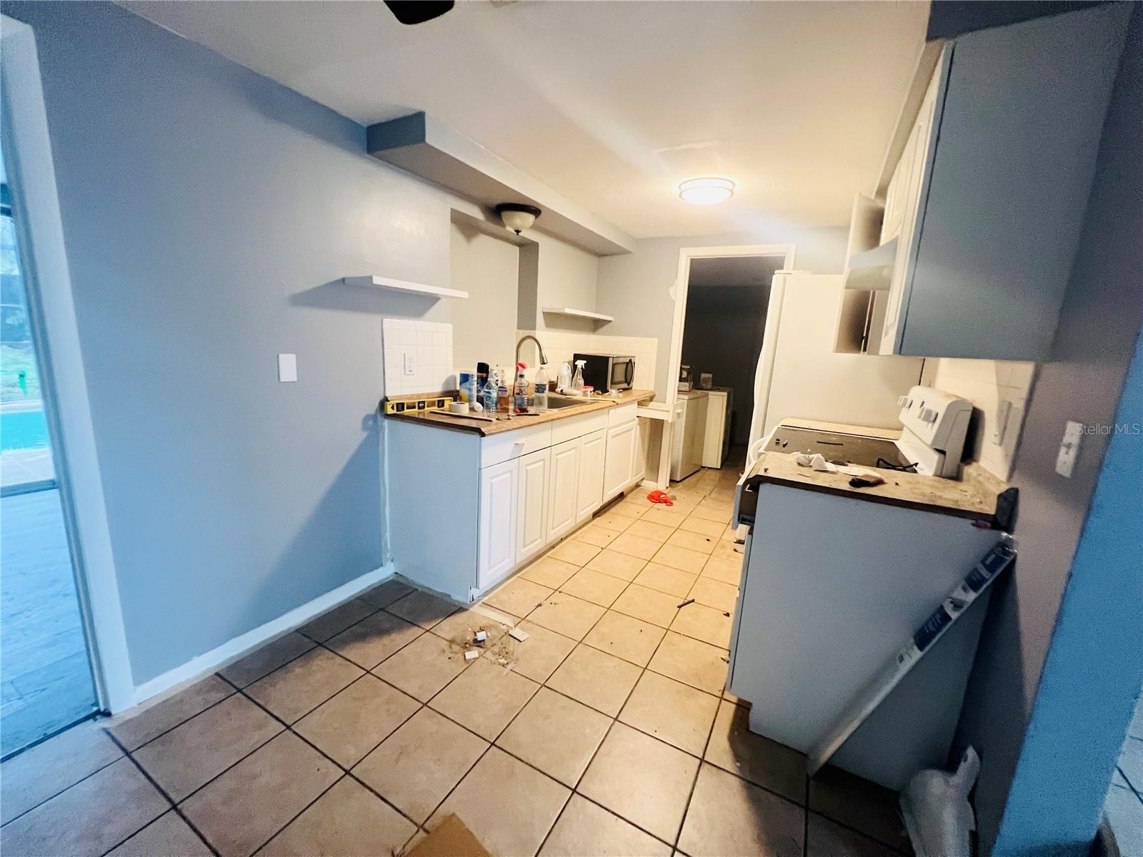 KITCHEN