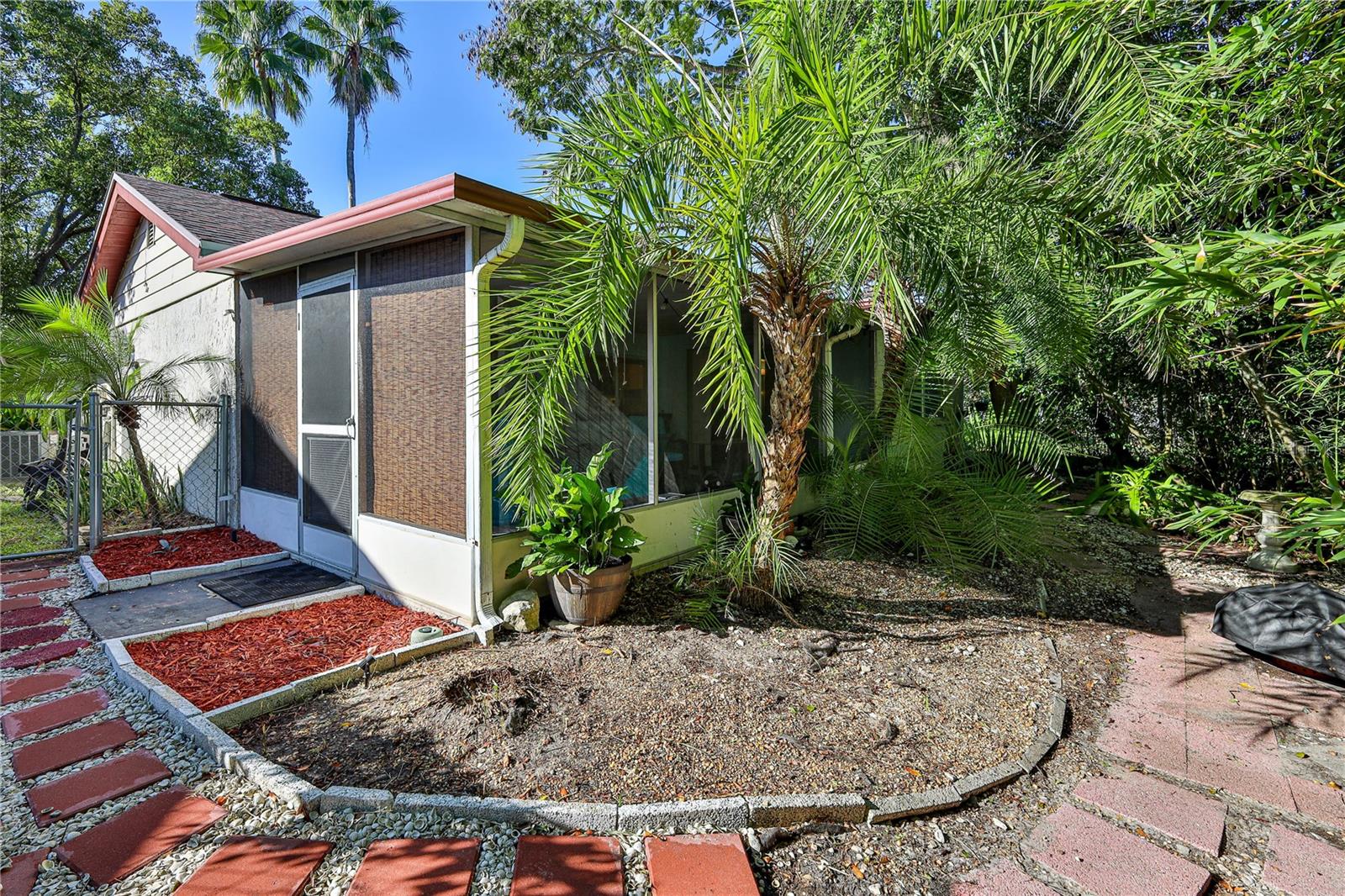 8511 SUNFLOWER LANE, Hudson, FL 34667