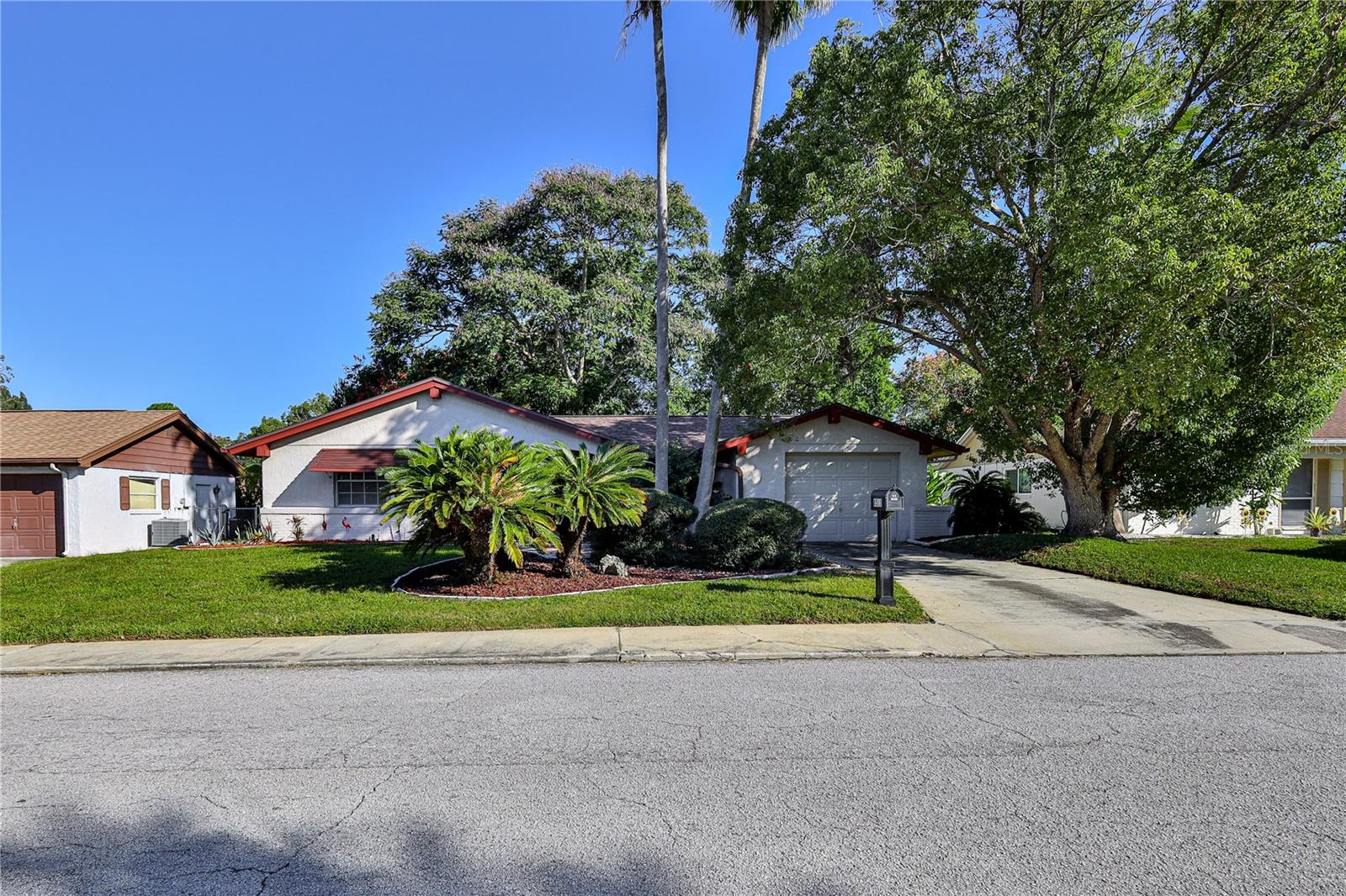 8511 SUNFLOWER LANE, Hudson, FL 34667