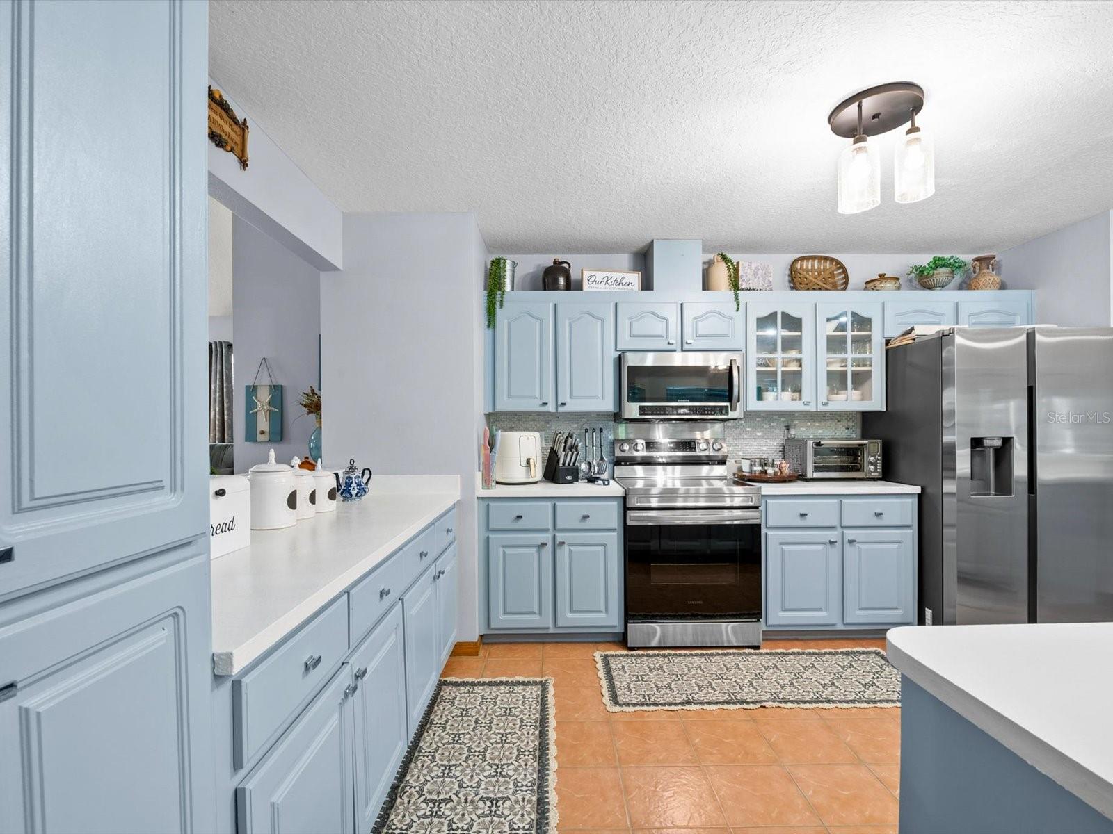 9073 MADRID ROAD, Weeki Wachee, FL 34613
