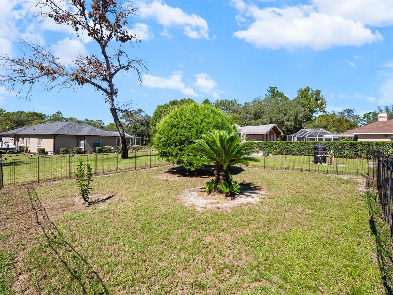9073 MADRID ROAD, Weeki Wachee, FL 34613