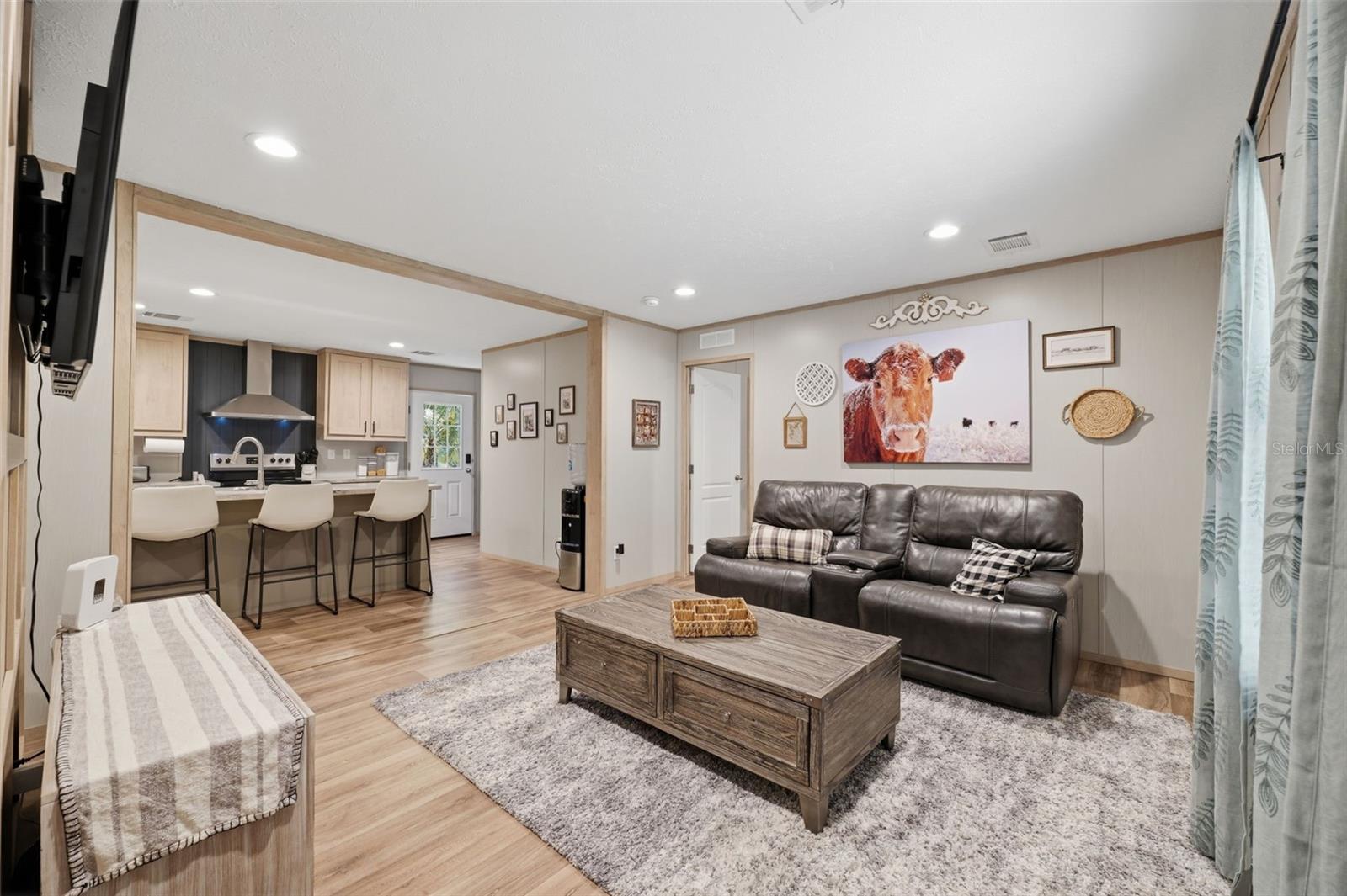 Living/Kitchen