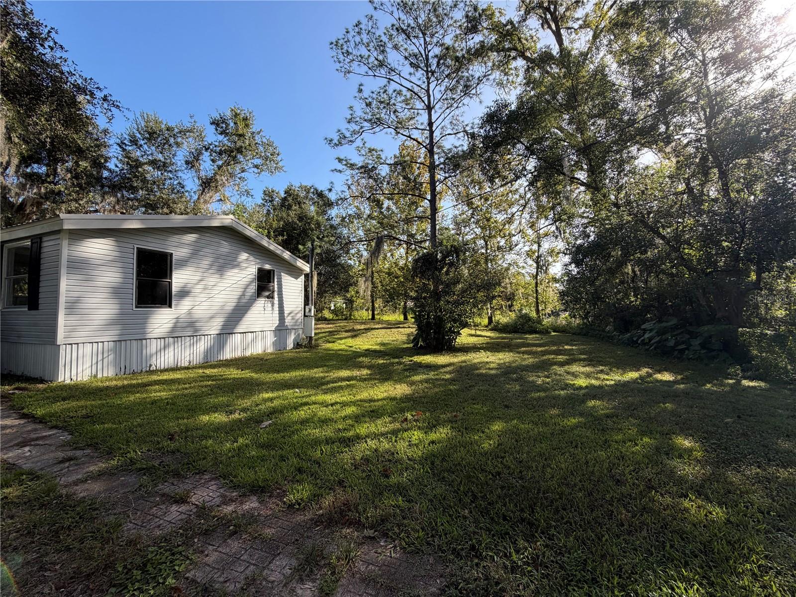 9038 PARRISH AVENUE, Brooksville, FL 34601