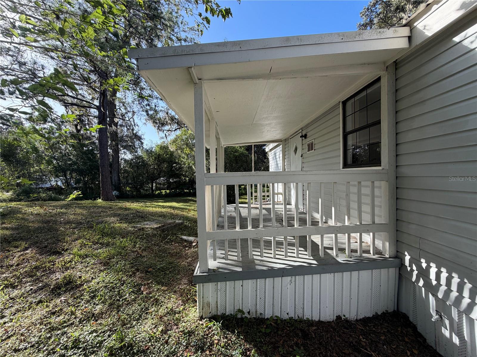 9038 PARRISH AVENUE, Brooksville, FL 34601