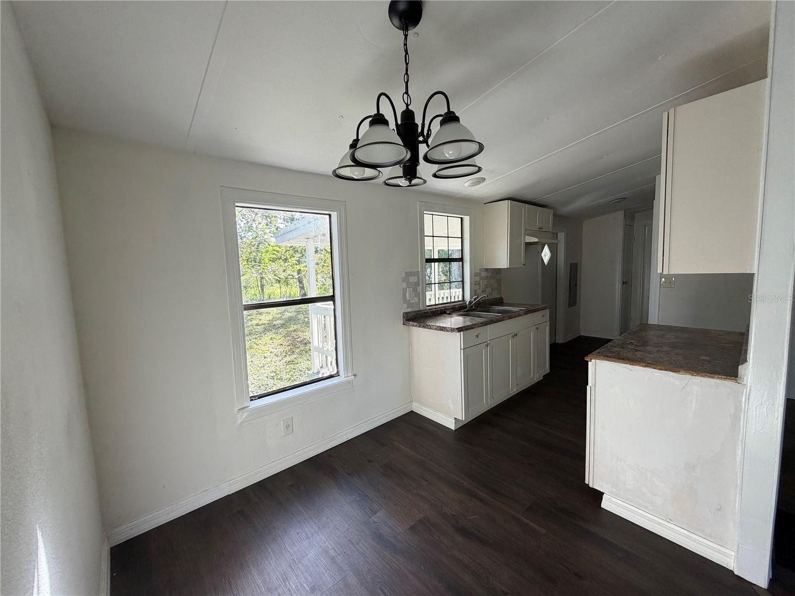 9038 PARRISH AVENUE, Brooksville, FL 34601