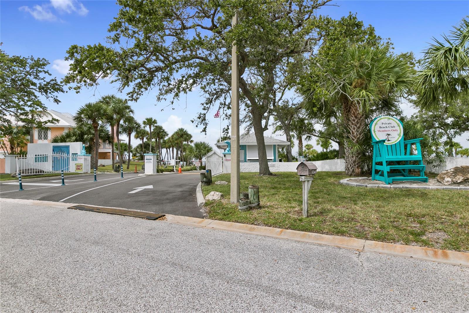 4532 FLORAMAR TERRACE, New Port Richey, FL 34652
