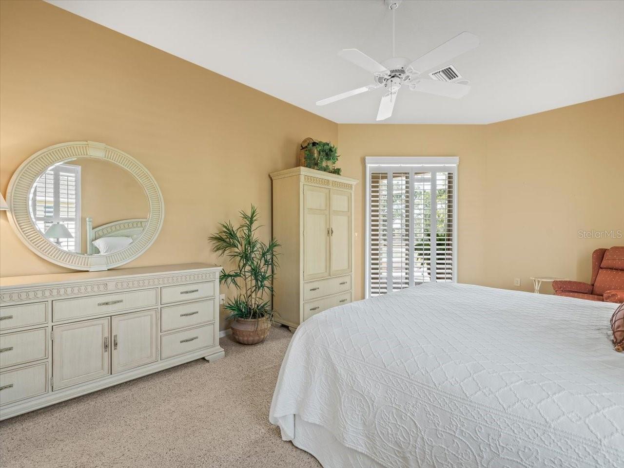 9216 TARLETON CIRCLE, Weeki Wachee, FL 34613