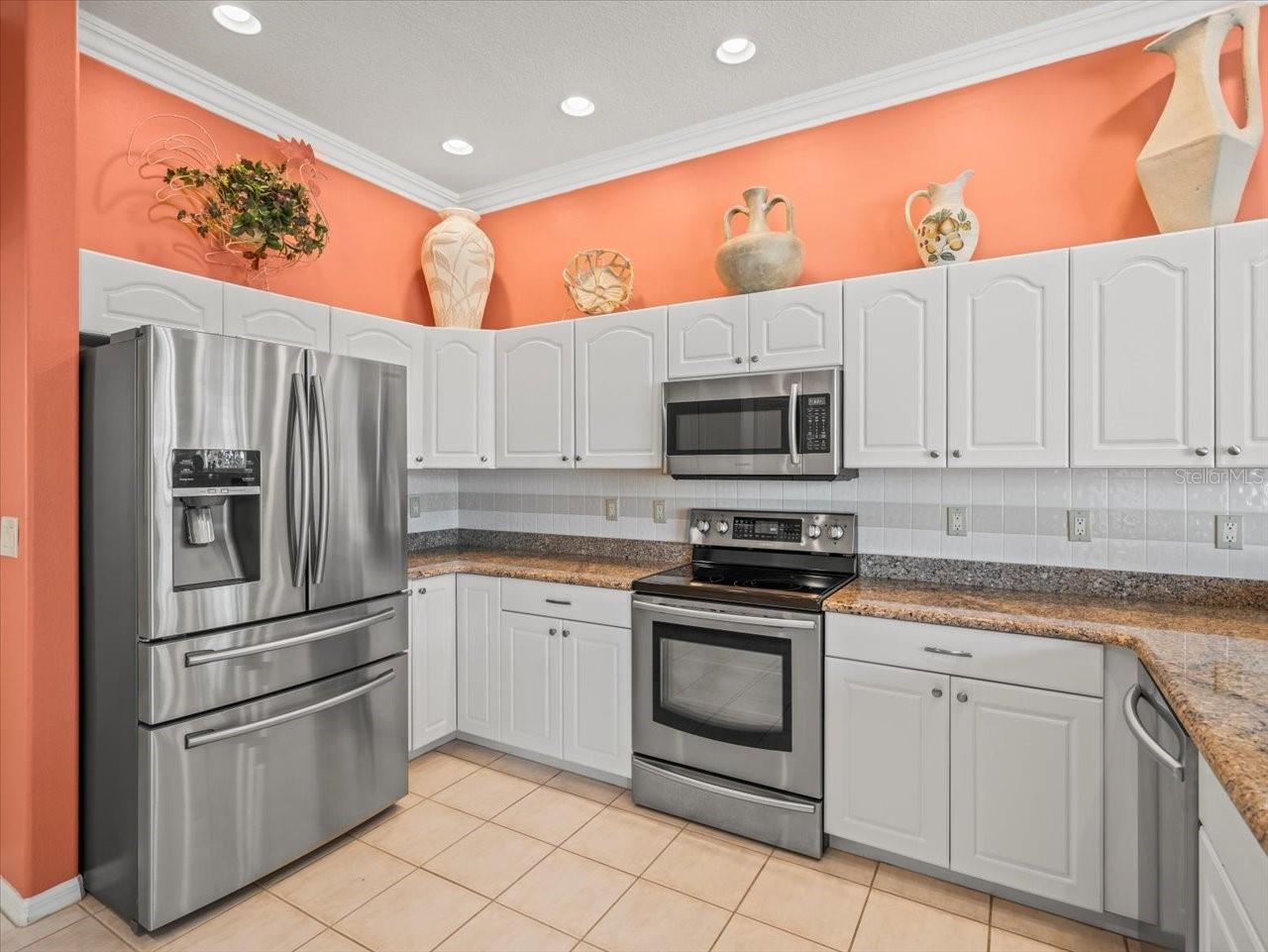9216 TARLETON CIRCLE, Weeki Wachee, FL 34613
