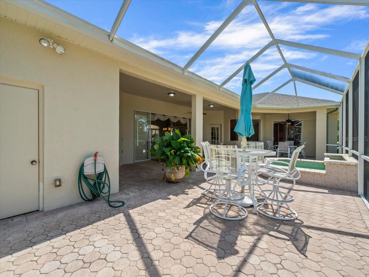 9216 TARLETON CIRCLE, Weeki Wachee, FL 34613