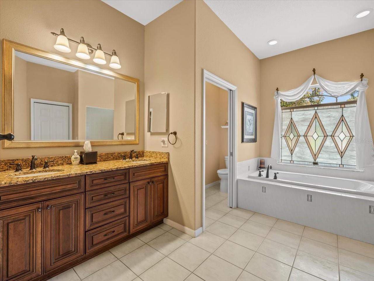 9216 TARLETON CIRCLE, Weeki Wachee, FL 34613