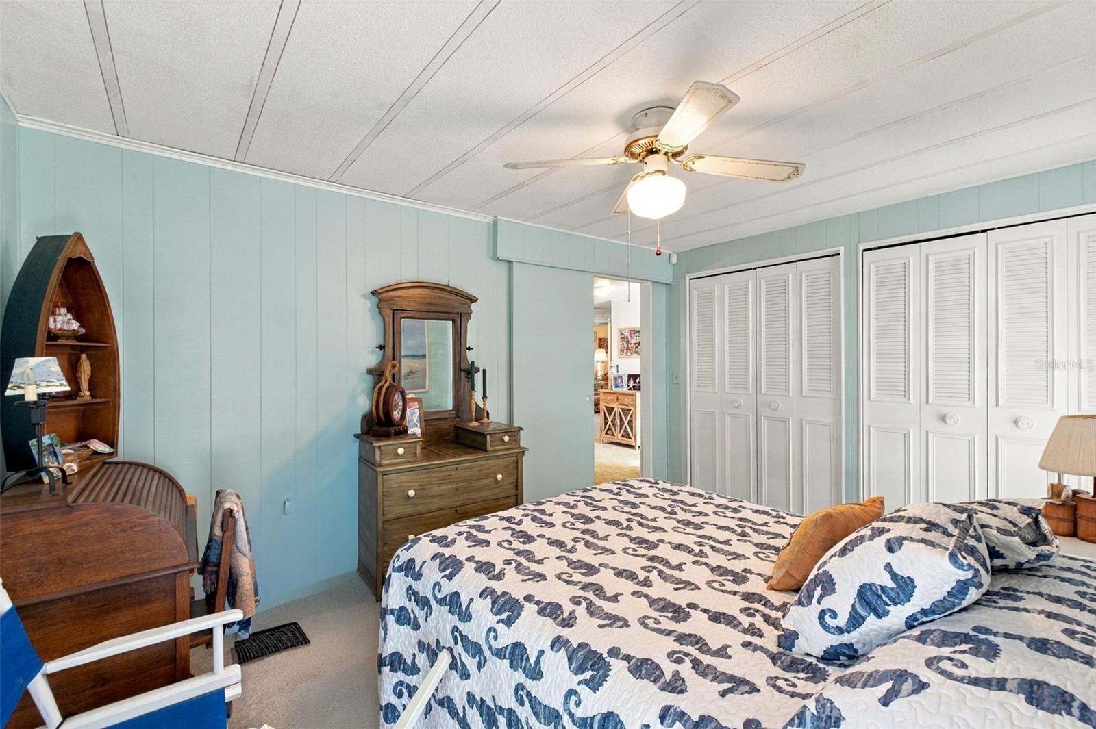 6439 THERESA AVENUE, Weeki Wachee, FL 34607