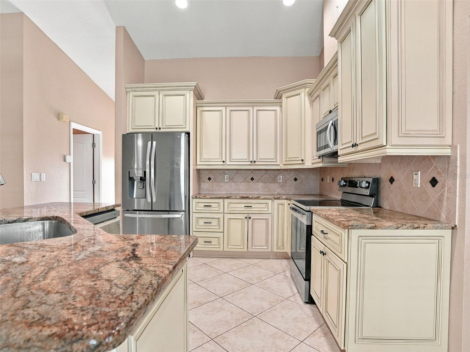 8175 WINDING OAK LANE, Spring Hill, FL 34606