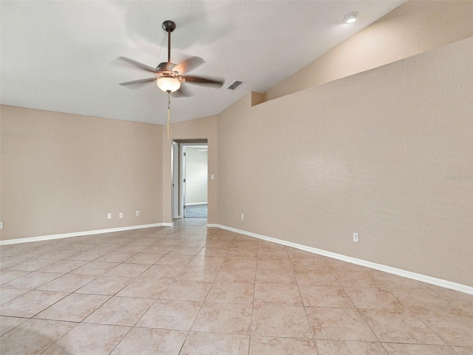 8175 WINDING OAK LANE, Spring Hill, FL 34606