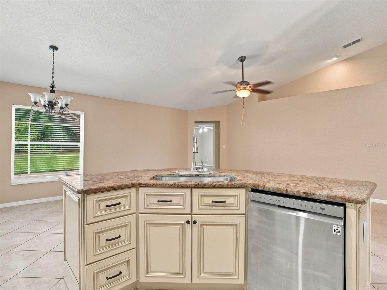 8175 WINDING OAK LANE, Spring Hill, FL 34606