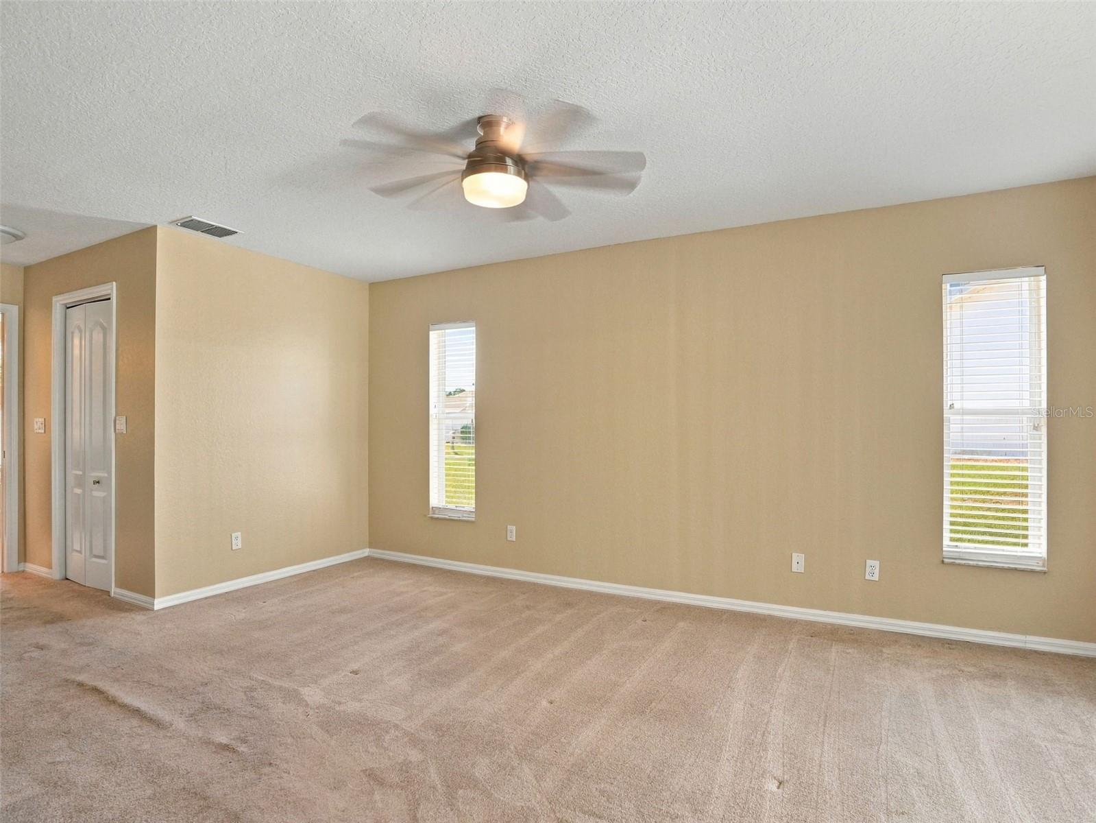 8175 WINDING OAK LANE, Spring Hill, FL 34606