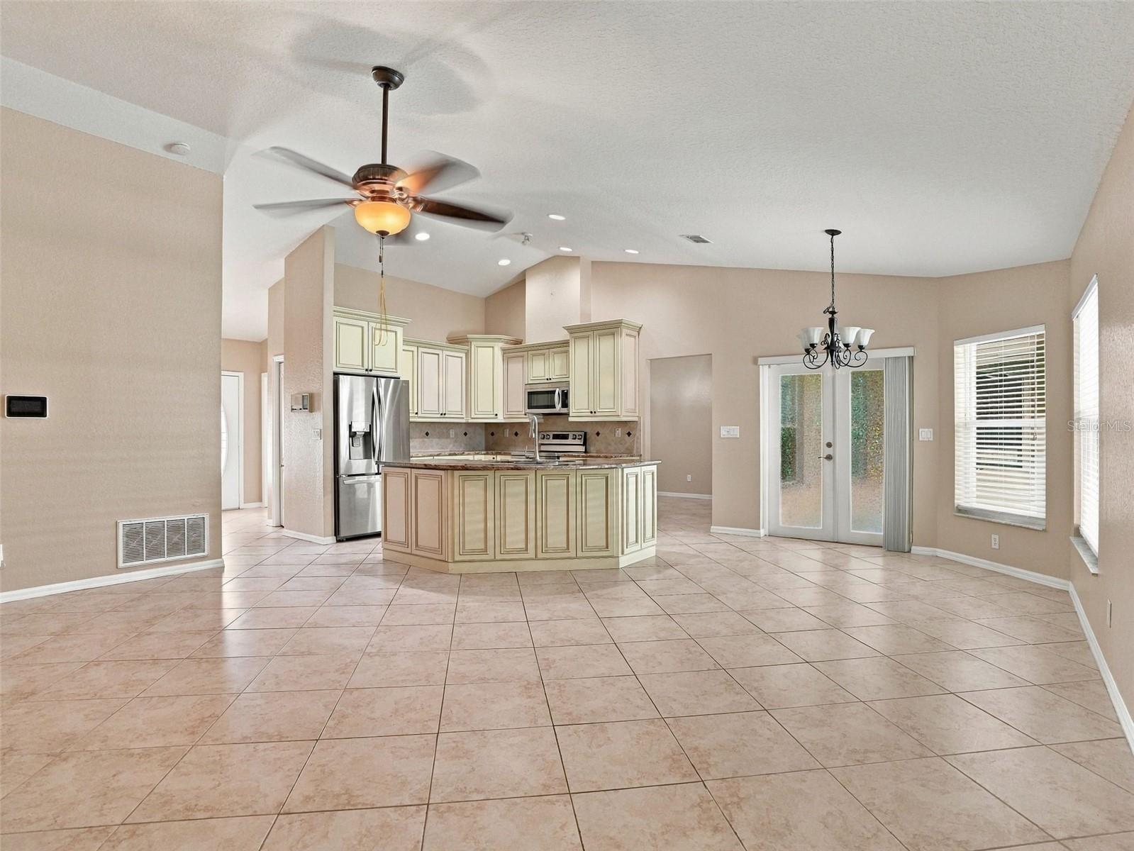 8175 WINDING OAK LANE, Spring Hill, FL 34606