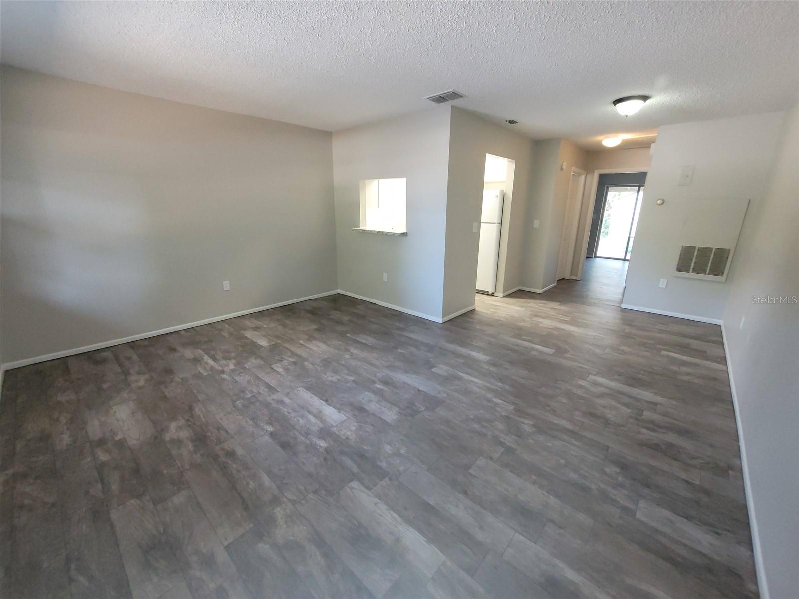 305 JERU BOULEVARD, #B, Tarpon Springs, FL 34689 305 JERU BOULEVARD, #B, Tarpon Springs, FL 34689