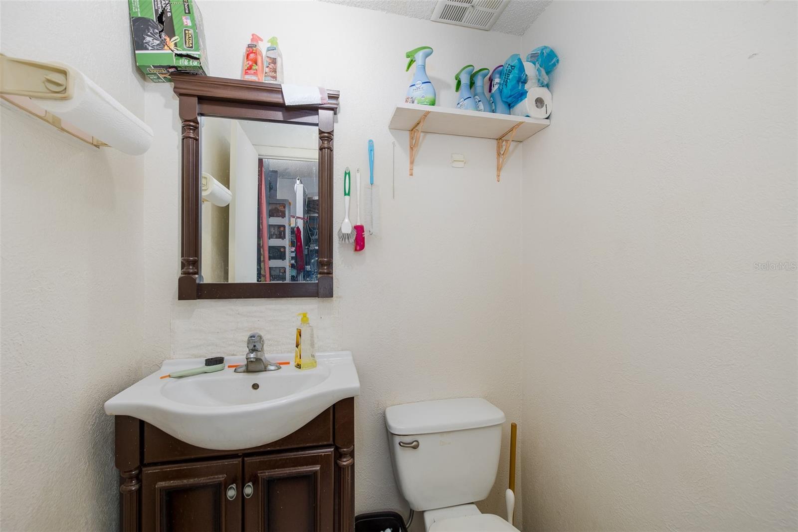 5345 MILE STRETCH DRIVE, Holiday, FL 34690