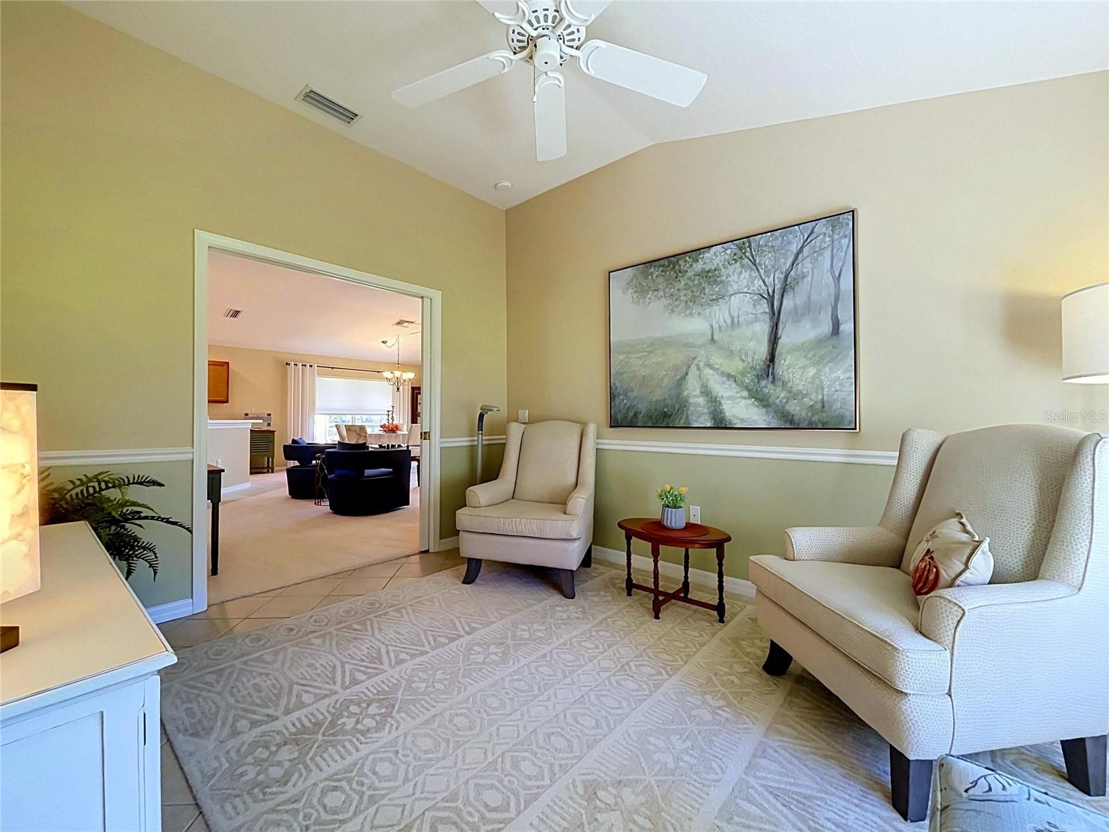 Office, den or bedroom