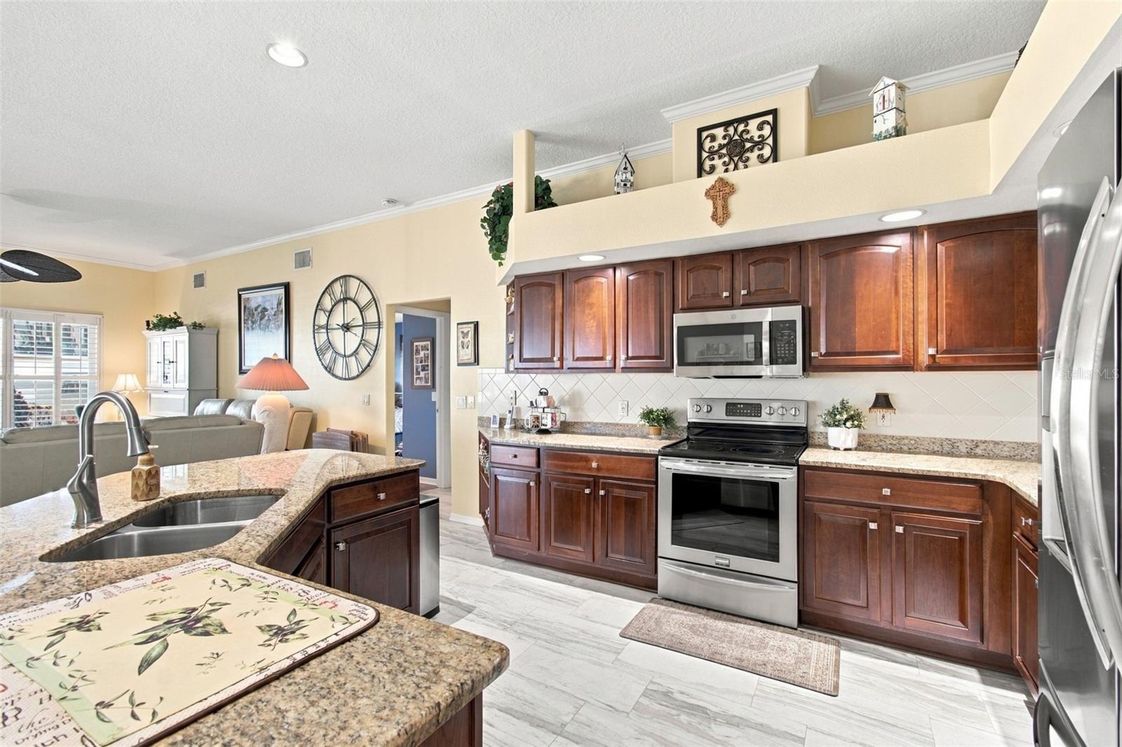 18842 FAIRWAY GREEN DRIVE, Hudson, FL 34667