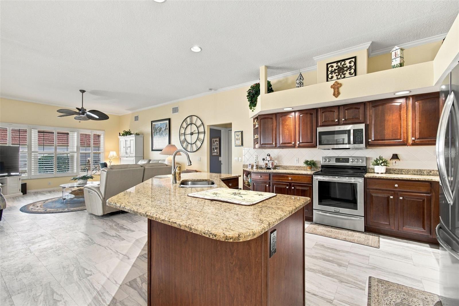 18842 FAIRWAY GREEN DRIVE, Hudson, FL 34667