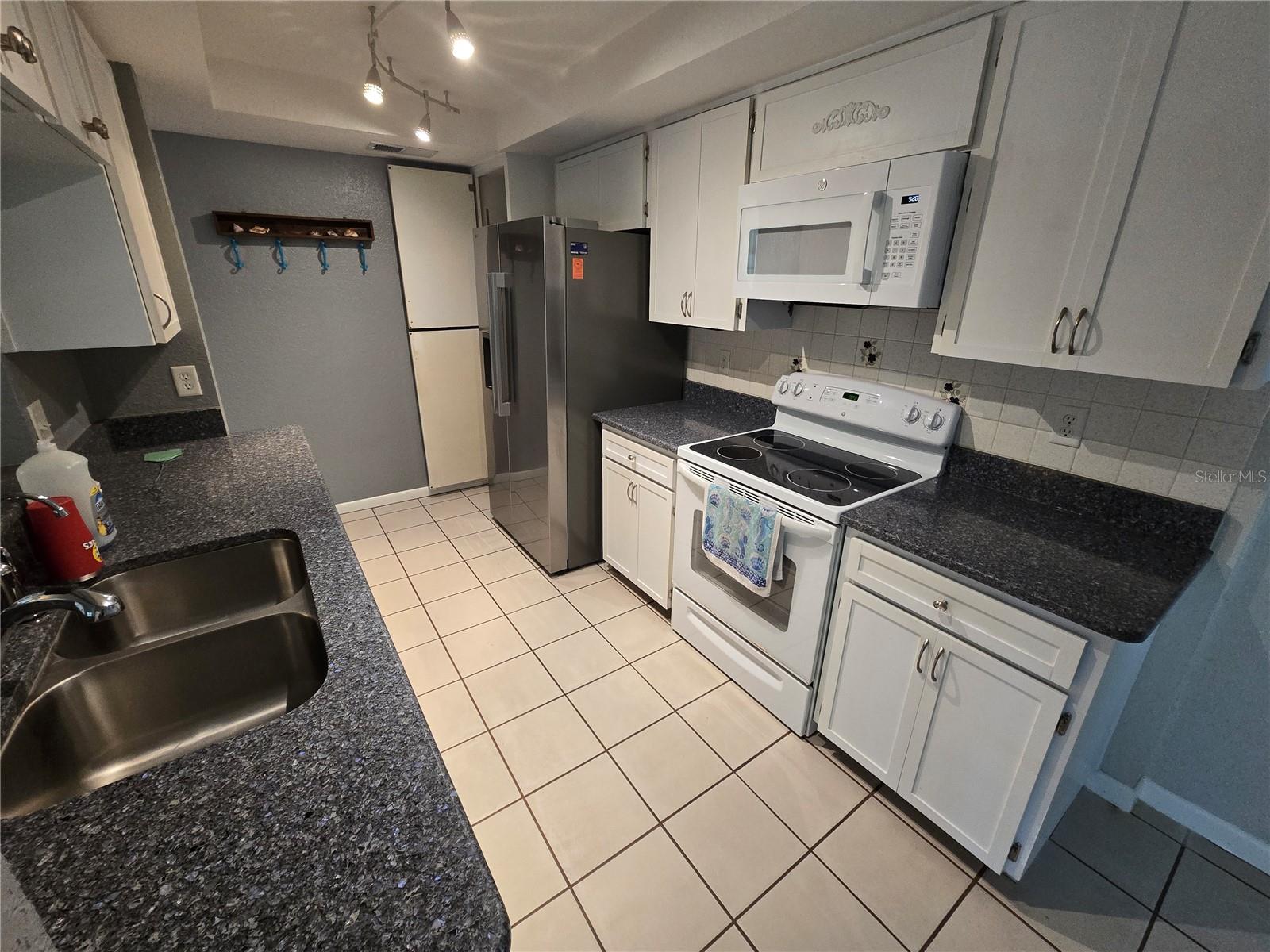 9903 MIDDLECOFF DRIVE, New Port Richey, FL 34655
