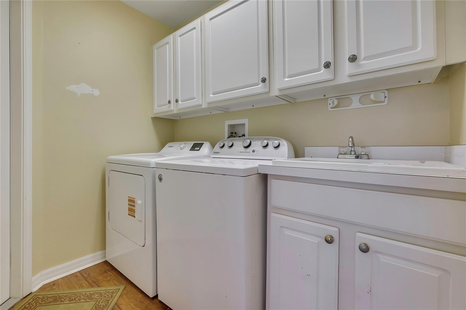 Laundry Room with sink