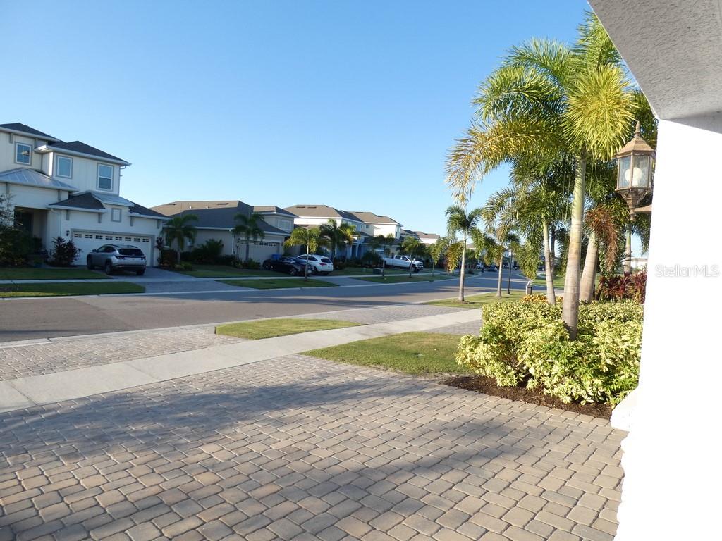 958 SIGNET DRIVE, Apollo Beach, FL 33572