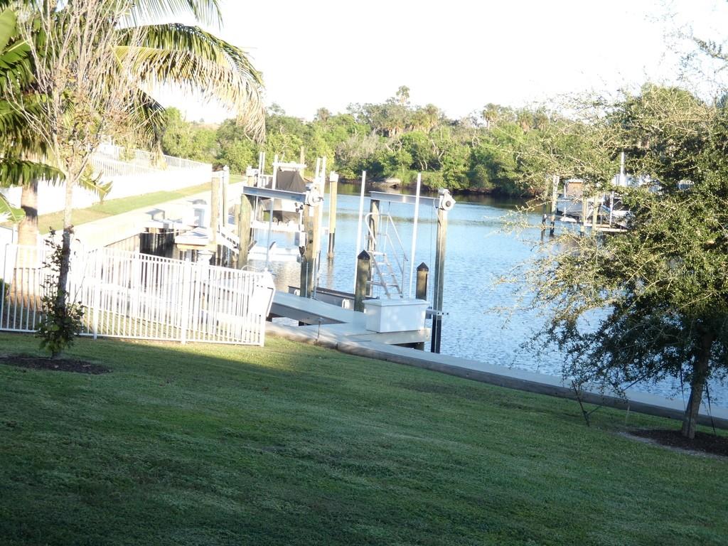 958 SIGNET DRIVE, Apollo Beach, FL 33572