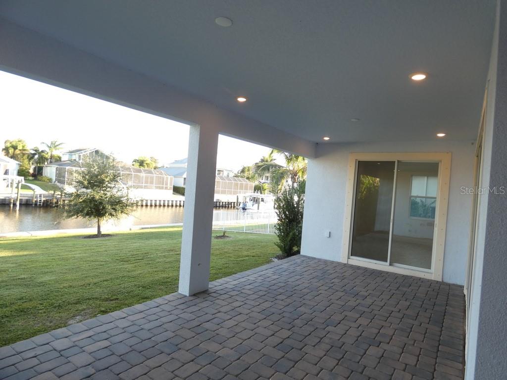 958 SIGNET DRIVE, Apollo Beach, FL 33572