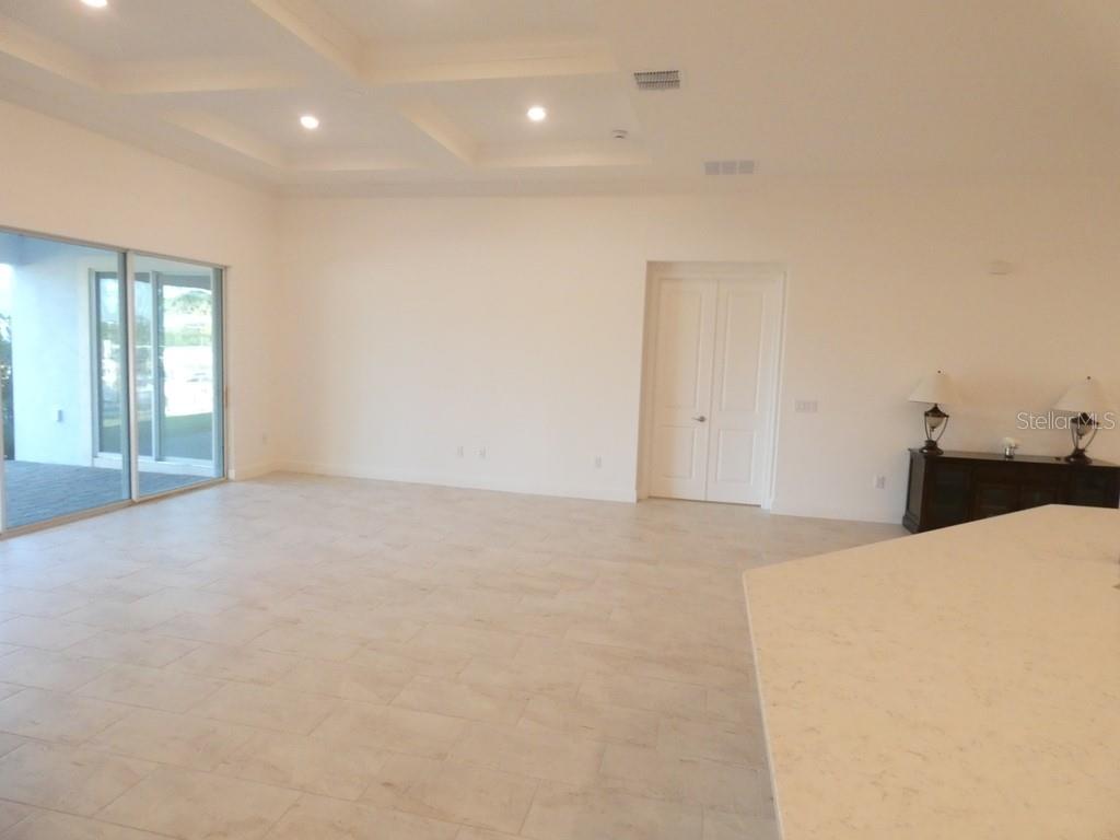 958 SIGNET DRIVE, Apollo Beach, FL 33572