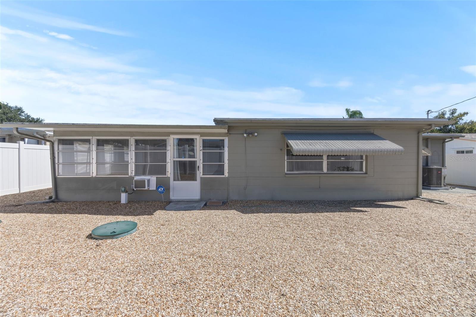 3629 KINGSBURY DRIVE, Holiday, FL 34691