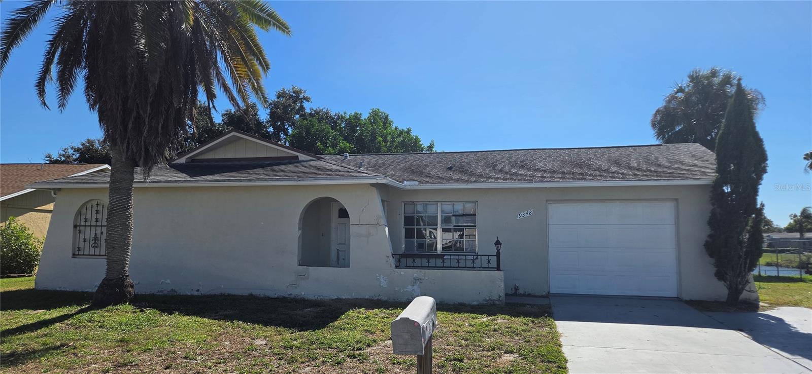 9348 LAKE CHRISTINA LANE, Port Richey, FL 34668