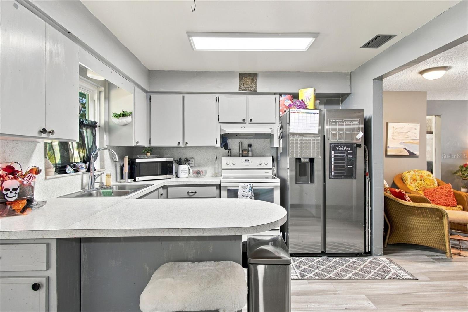 7079 LAFAYETTE N, Pinellas Park, FL 33781