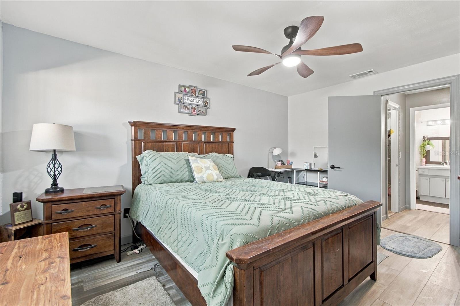 7079 LAFAYETTE N, Pinellas Park, FL 33781