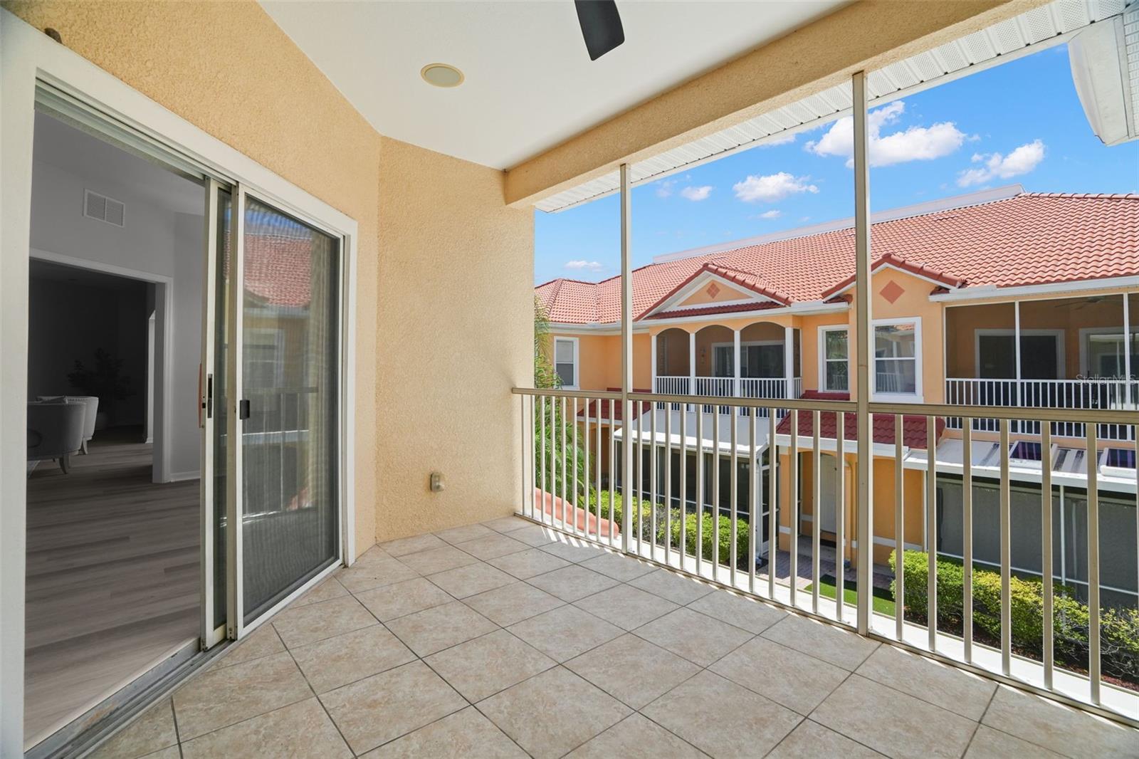 21019 SUNPOINT WAY, #201, Lutz, FL 33558
