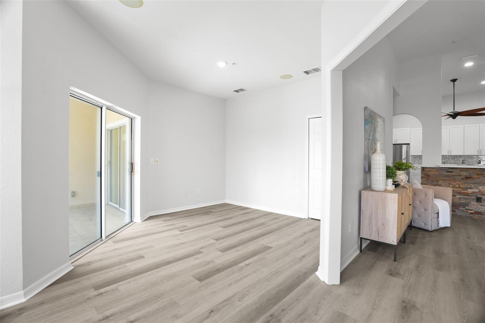 21019 SUNPOINT WAY, #201, Lutz, FL 33558