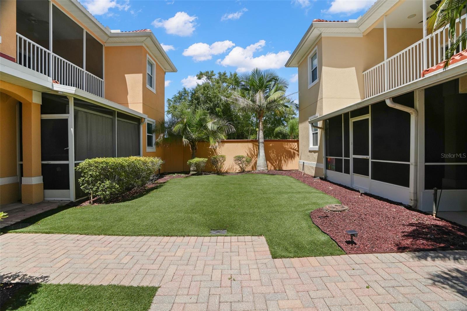 21019 SUNPOINT WAY, #201, Lutz, FL 33558