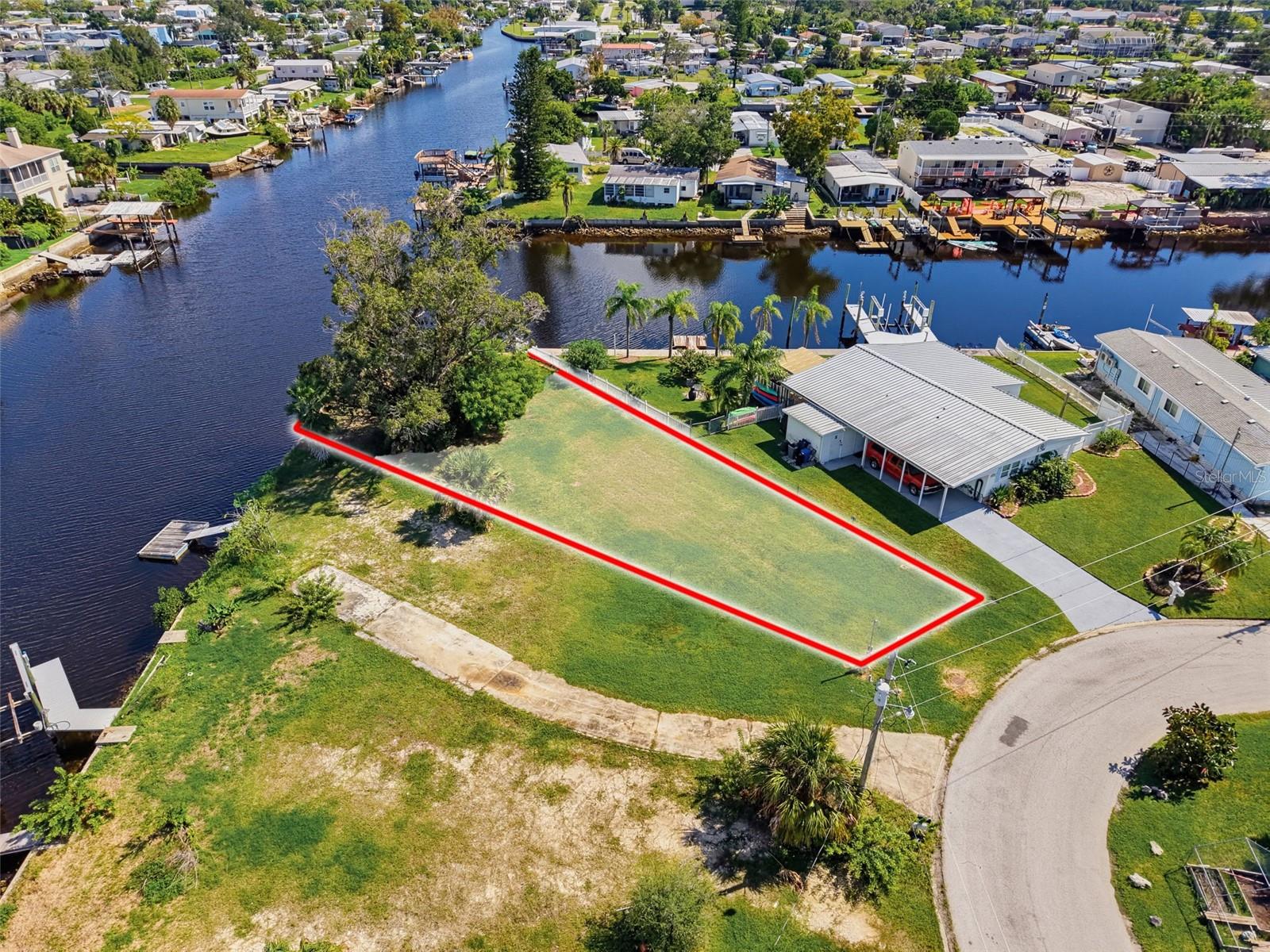 A WATERFRONT OPPORTUNITY WORTH EXPLORING!